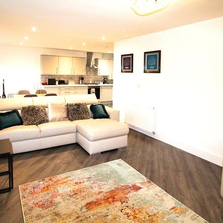 Rotherham - Rawmarsh - Great Customer Feedback - 2 Bed Bungalow - New Build - High End Furnishings - Wheel Chair Accessible - Large Enclosed Garden - Dog Friendly Extérieur photo